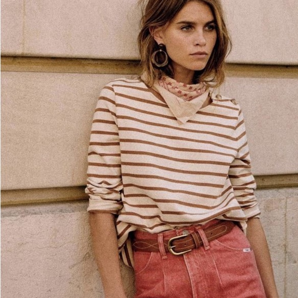 Sézane Colette shirt in camel stripe, size small